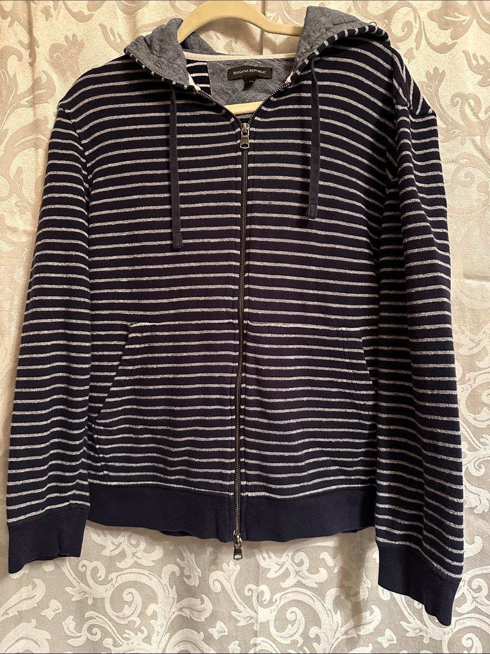 Banana Republic Navy and White Striped Zip-Up Hoodie Sweater Preppy Coastal Fall